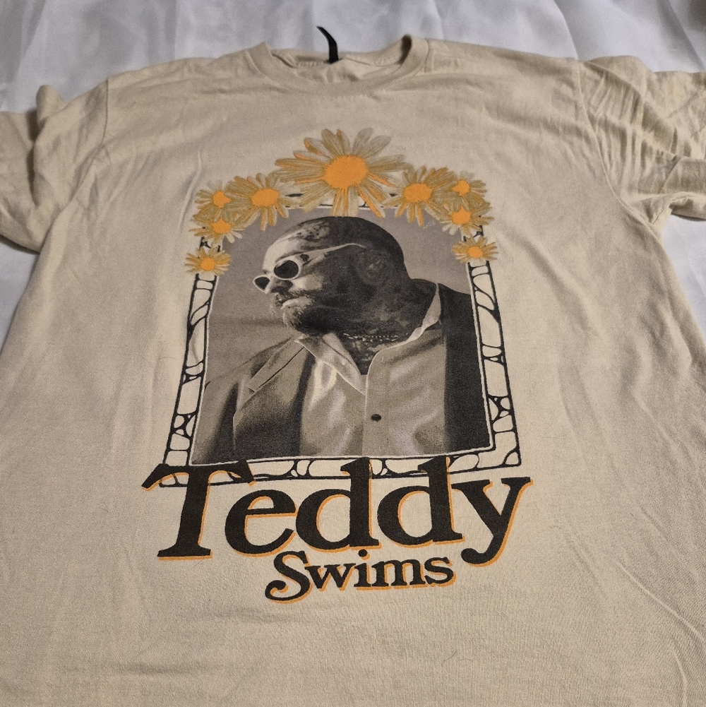 Graphic Tee - Cream